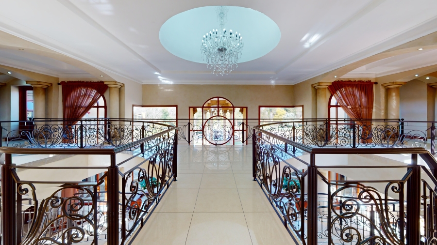 6 Bedroom Property for Sale in Benoni Small Farms Gauteng