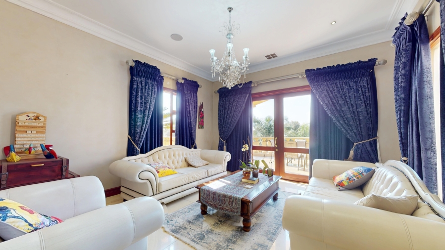 6 Bedroom Property for Sale in Benoni Small Farms Gauteng