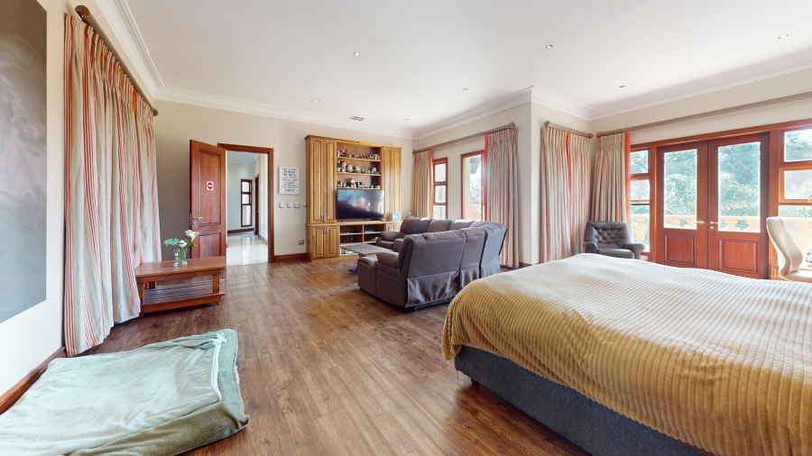 6 Bedroom Property for Sale in Benoni Small Farms Gauteng