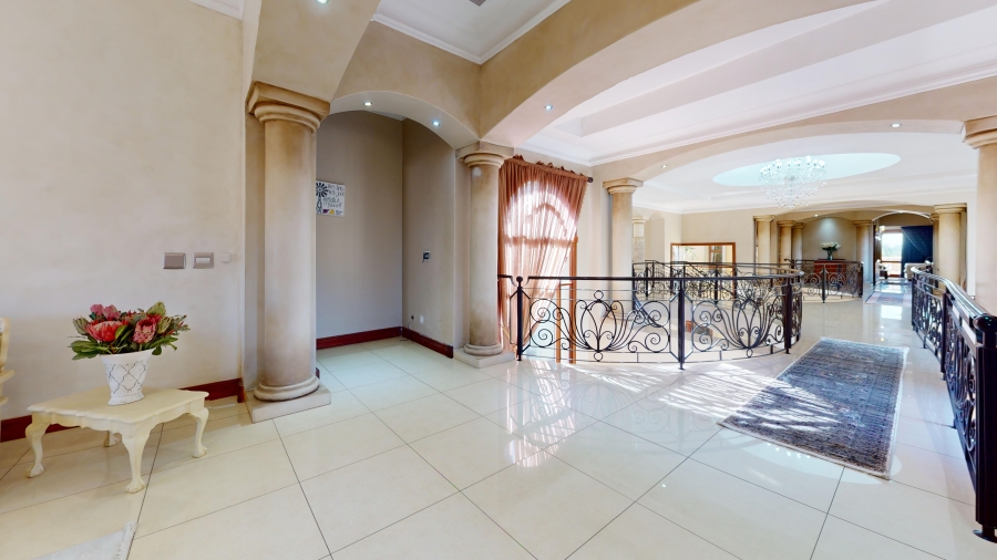 6 Bedroom Property for Sale in Benoni Small Farms Gauteng