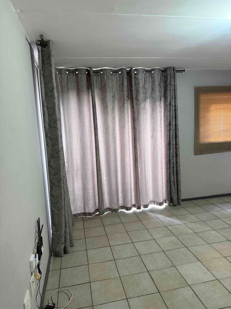 To Let 0 Bedroom Property for Rent in Braamfontein Gauteng