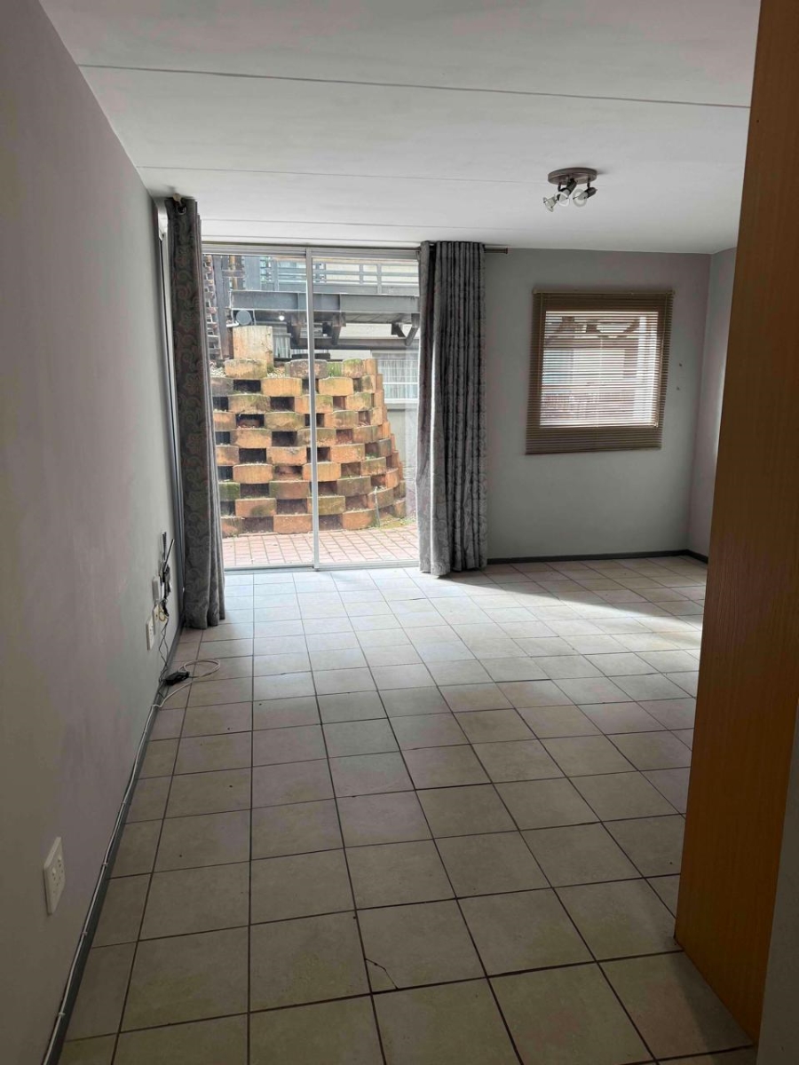 To Let 0 Bedroom Property for Rent in Braamfontein Gauteng