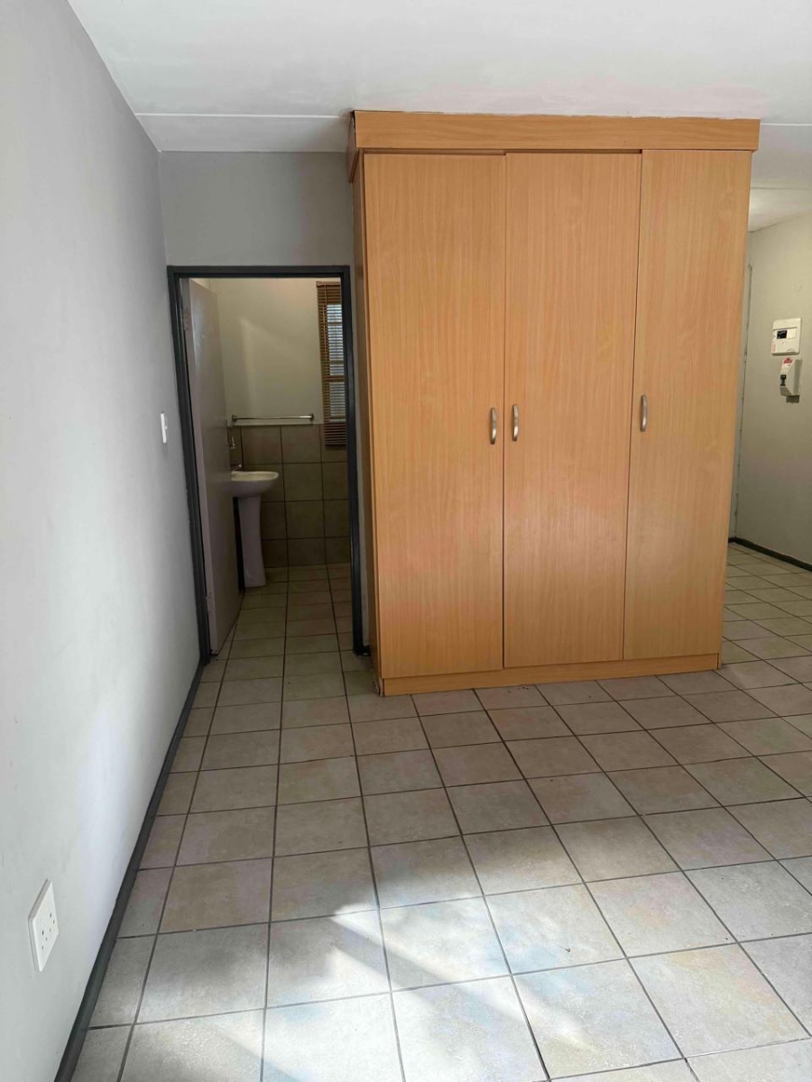 To Let 0 Bedroom Property for Rent in Braamfontein Gauteng