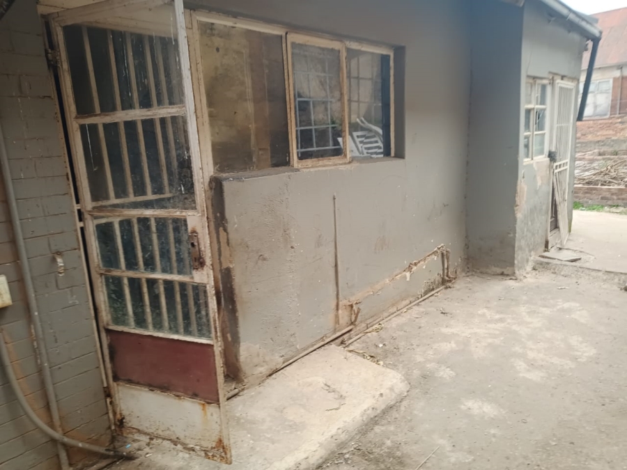 16 Bedroom Property for Sale in Bertrams Gauteng