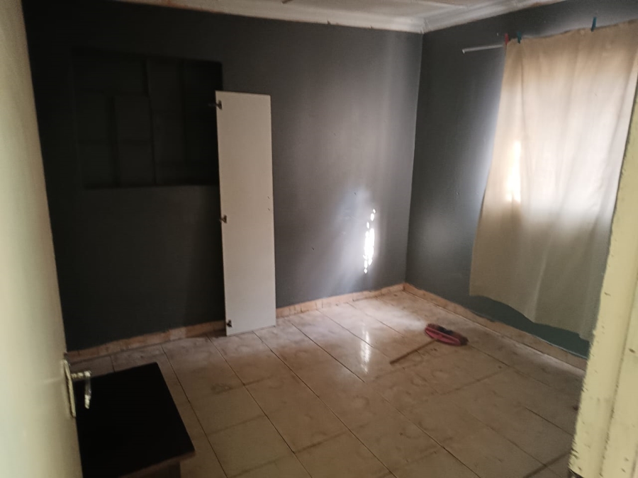 16 Bedroom Property for Sale in Bertrams Gauteng