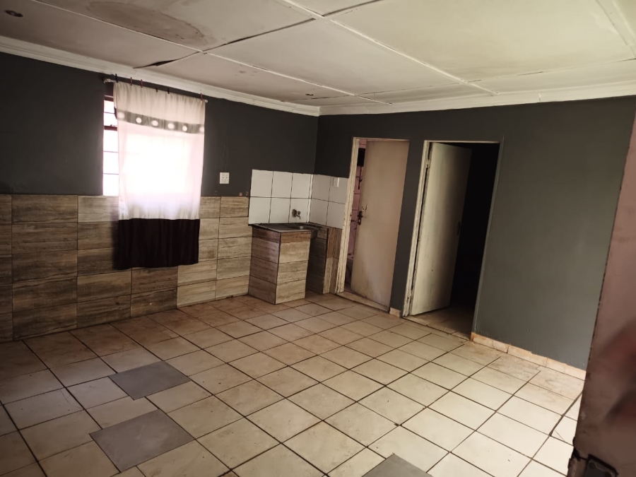16 Bedroom Property for Sale in Bertrams Gauteng