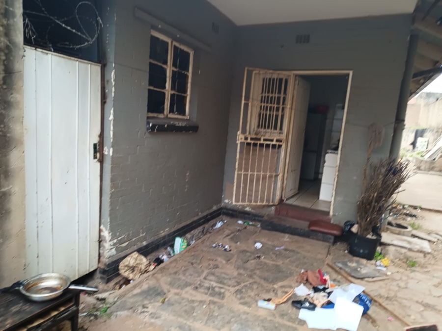 16 Bedroom Property for Sale in Bertrams Gauteng