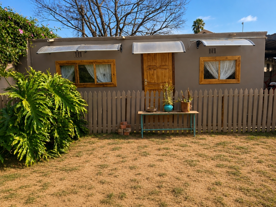 4 Bedroom Property for Sale in Farrarmere Gauteng