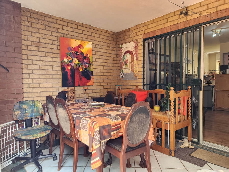 2 Bedroom Property for Sale in Moreleta Park Gauteng