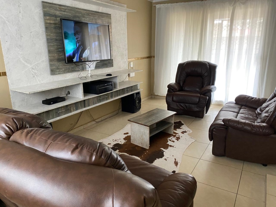 3 Bedroom Property for Sale in Stretford Gauteng