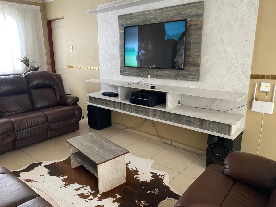 3 Bedroom Property for Sale in Stretford Gauteng
