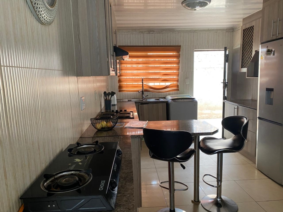 3 Bedroom Property for Sale in Stretford Gauteng