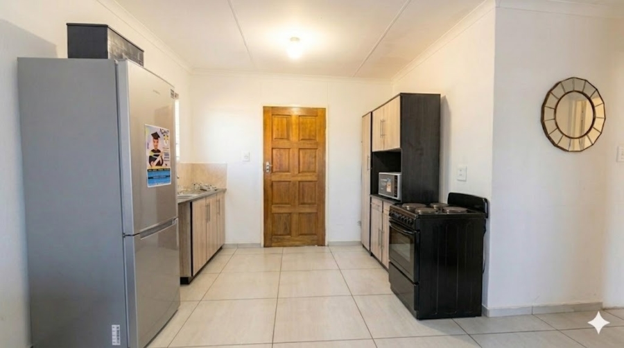 2 Bedroom Property for Sale in Palm Springs Gauteng