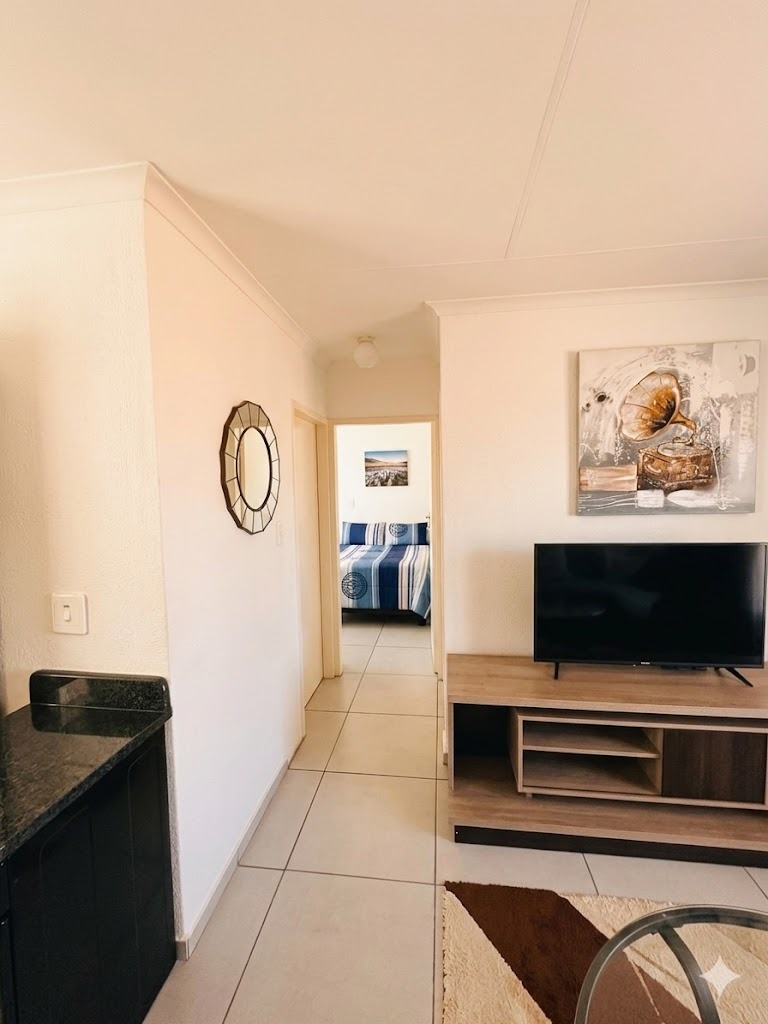 2 Bedroom Property for Sale in Palm Springs Gauteng