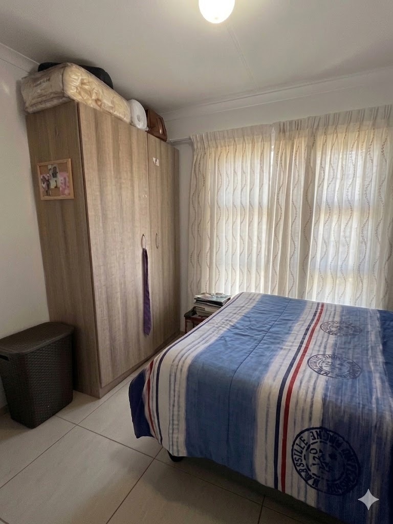 2 Bedroom Property for Sale in Palm Springs Gauteng