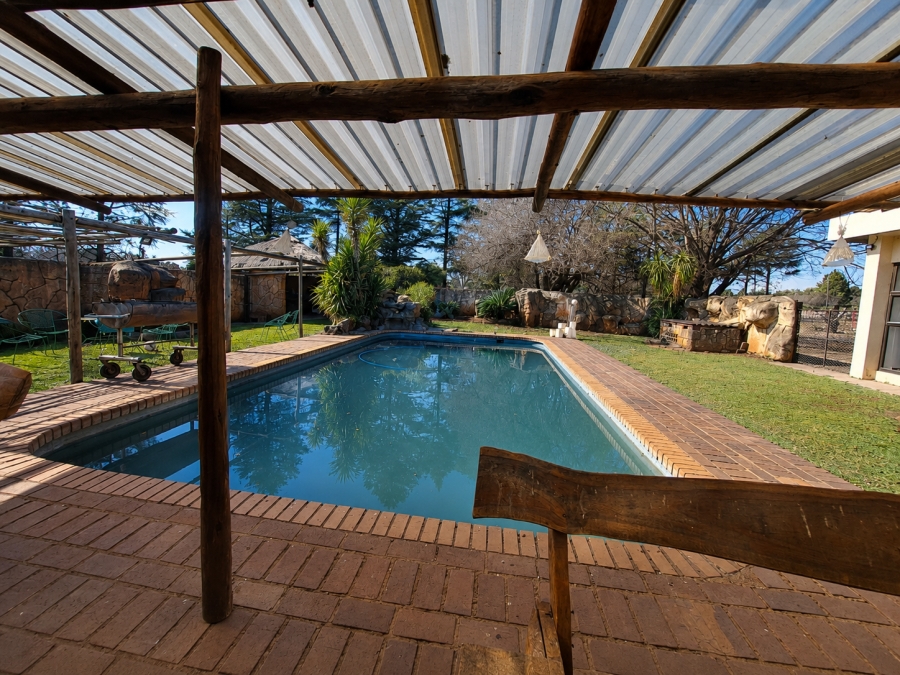 4 Bedroom Property for Sale in Glen Donald A H Gauteng