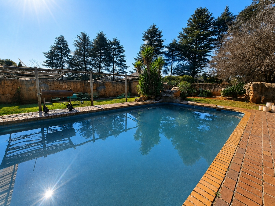 4 Bedroom Property for Sale in Glen Donald A H Gauteng