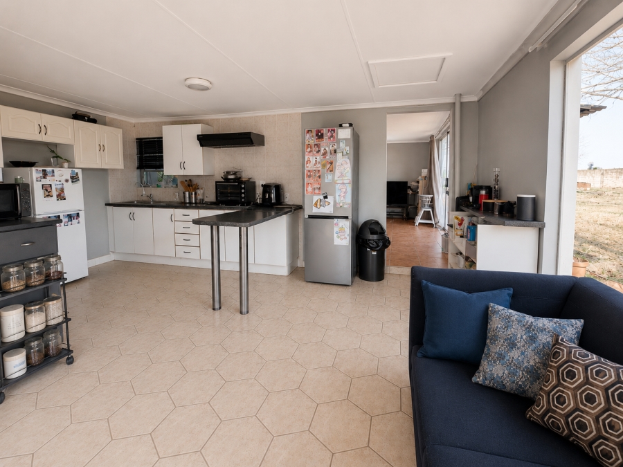 4 Bedroom Property for Sale in Glen Donald A H Gauteng