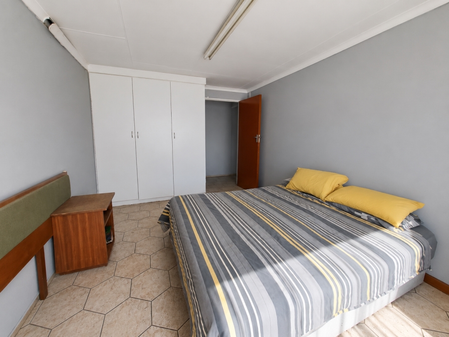 4 Bedroom Property for Sale in Glen Donald A H Gauteng