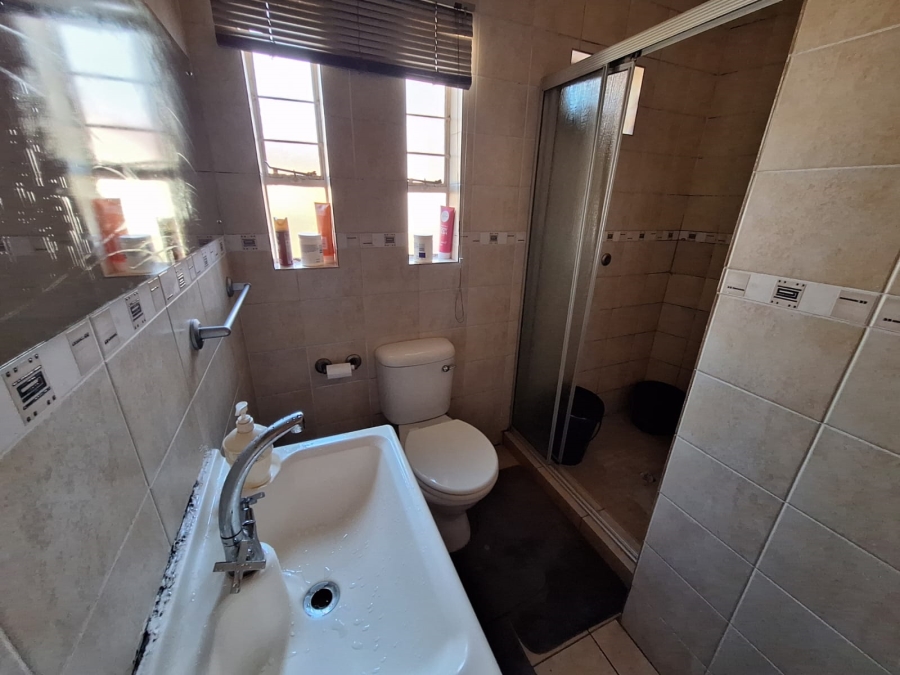 4 Bedroom Property for Sale in Vanderbijlpark SW 5 Gauteng