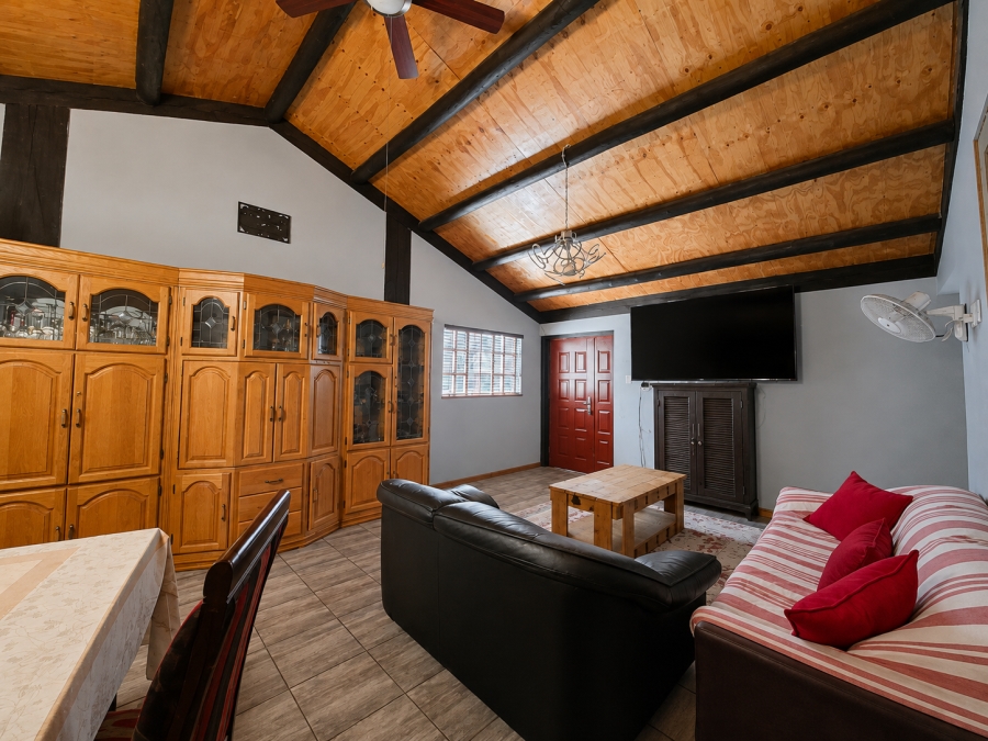 3 Bedroom Property for Sale in Buyscelia Gauteng