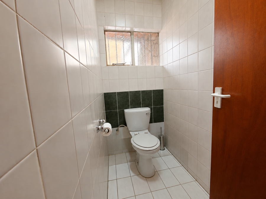 3 Bedroom Property for Sale in Buyscelia Gauteng
