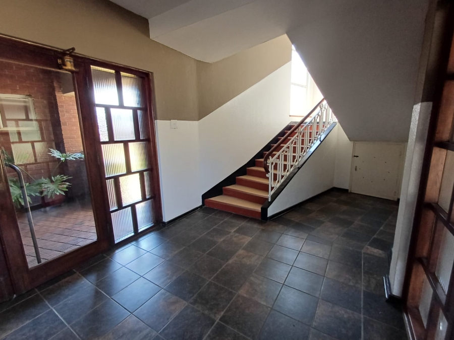 2 Bedroom Property for Sale in Three Rivers Proper Gauteng