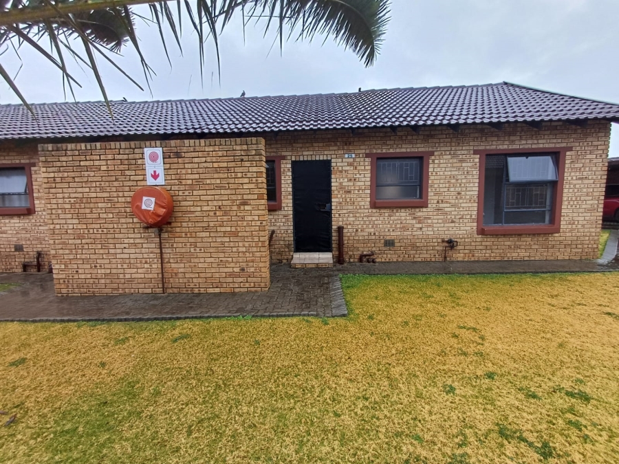 To Let 2 Bedroom Property for Rent in Riversdale Gauteng