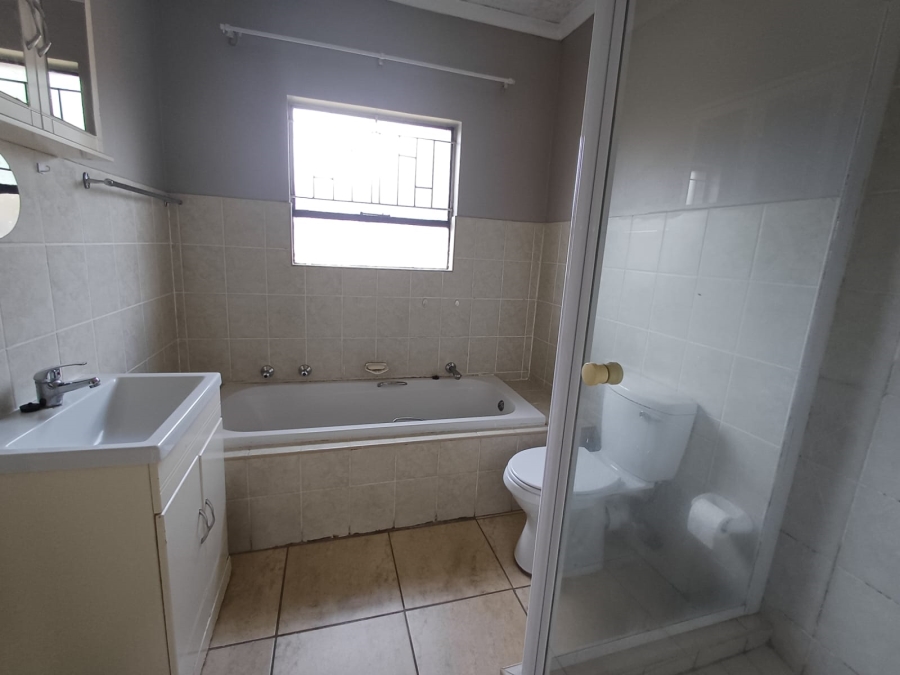 To Let 2 Bedroom Property for Rent in Riversdale Gauteng