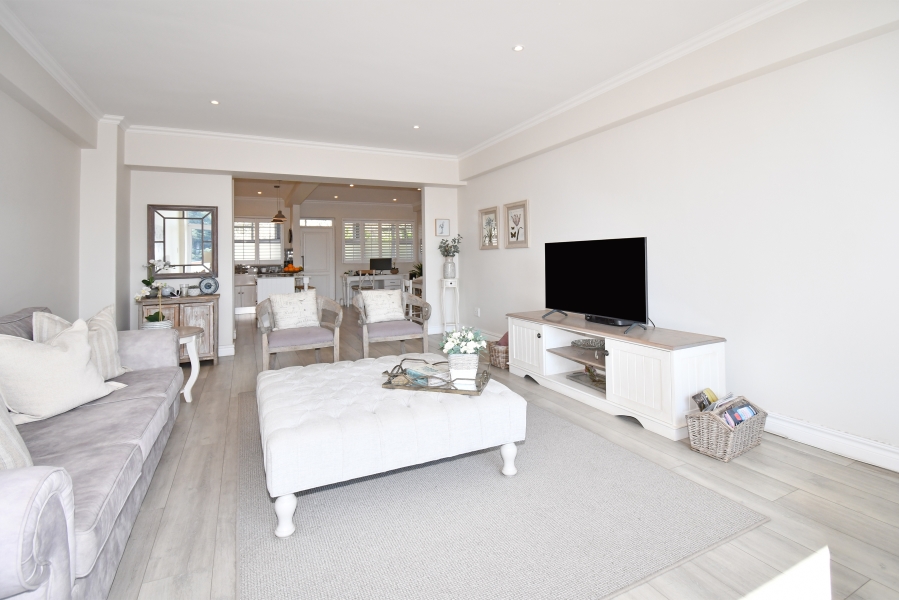 1 Bedroom Property for Sale in Melrose Gauteng