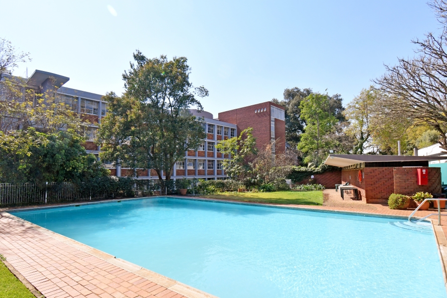 1 Bedroom Property for Sale in Melrose Gauteng