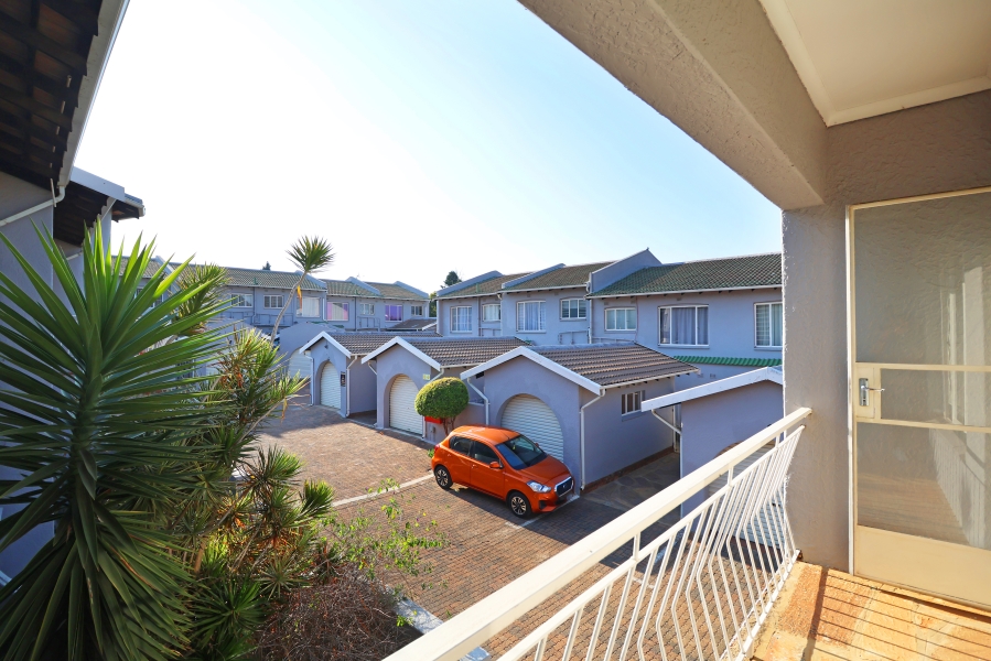 3 Bedroom Property for Sale in Fairland Gauteng