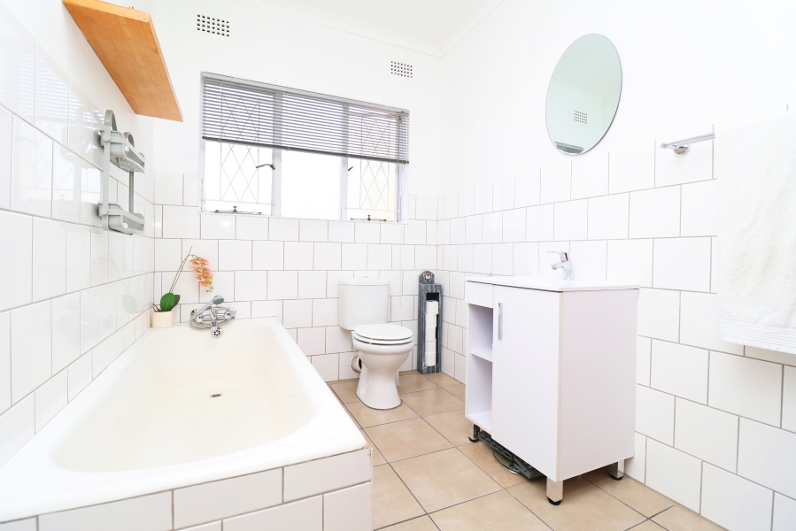 3 Bedroom Property for Sale in Fairland Gauteng