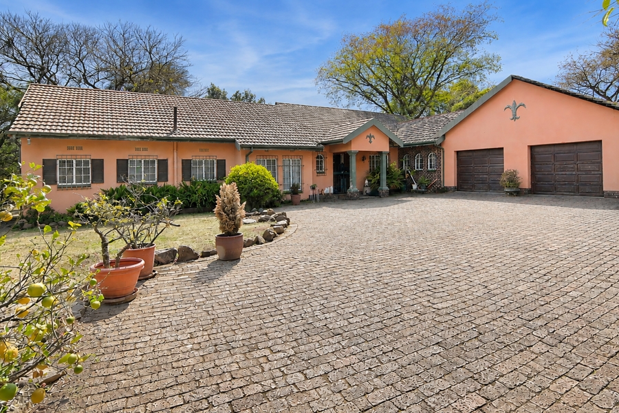 6 Bedroom Property for Sale in Kyalami Ah Gauteng