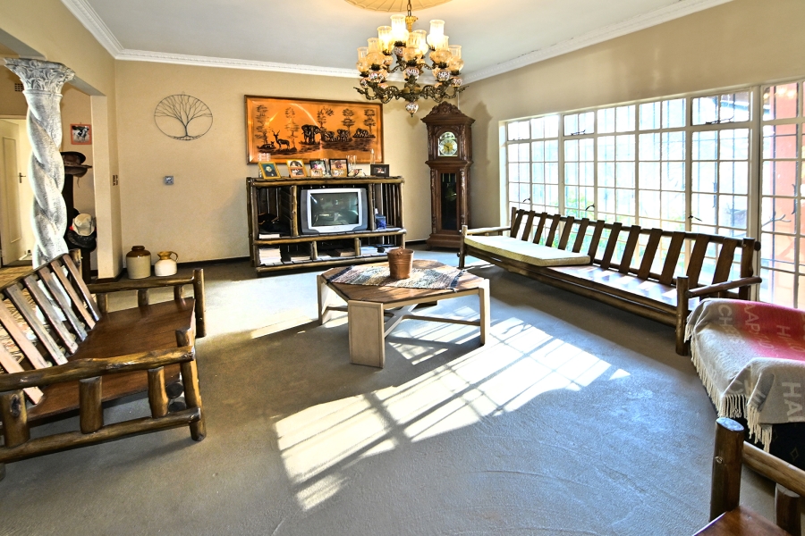 6 Bedroom Property for Sale in Kyalami Ah Gauteng