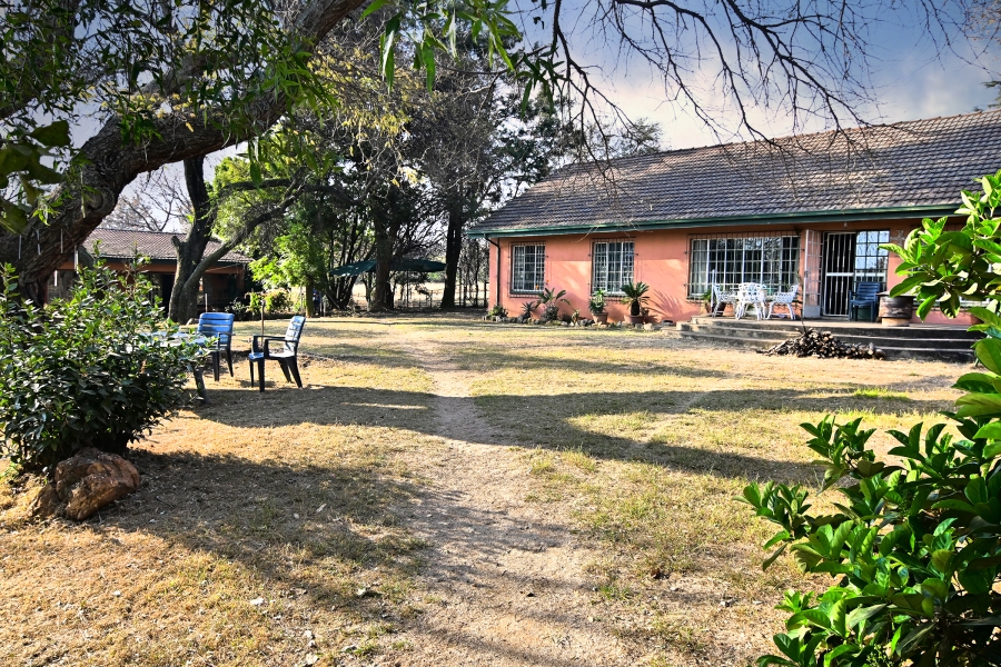 6 Bedroom Property for Sale in Kyalami Ah Gauteng