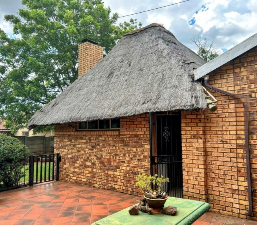 3 Bedroom Property for Sale in Westonaria Gauteng