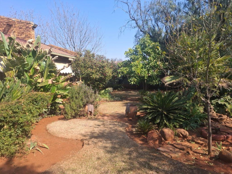 3 Bedroom Property for Sale in Westonaria Gauteng