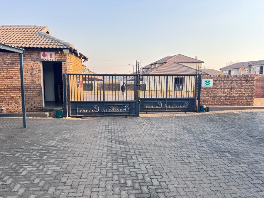 2 Bedroom Property for Sale in Elspark Gauteng