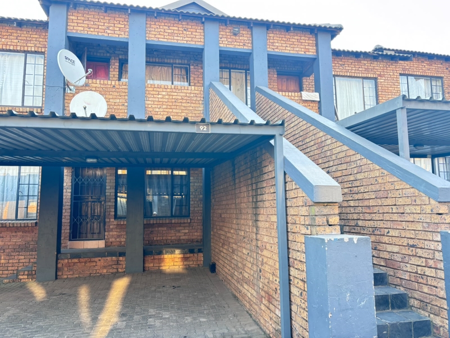 2 Bedroom Property for Sale in Elspark Gauteng
