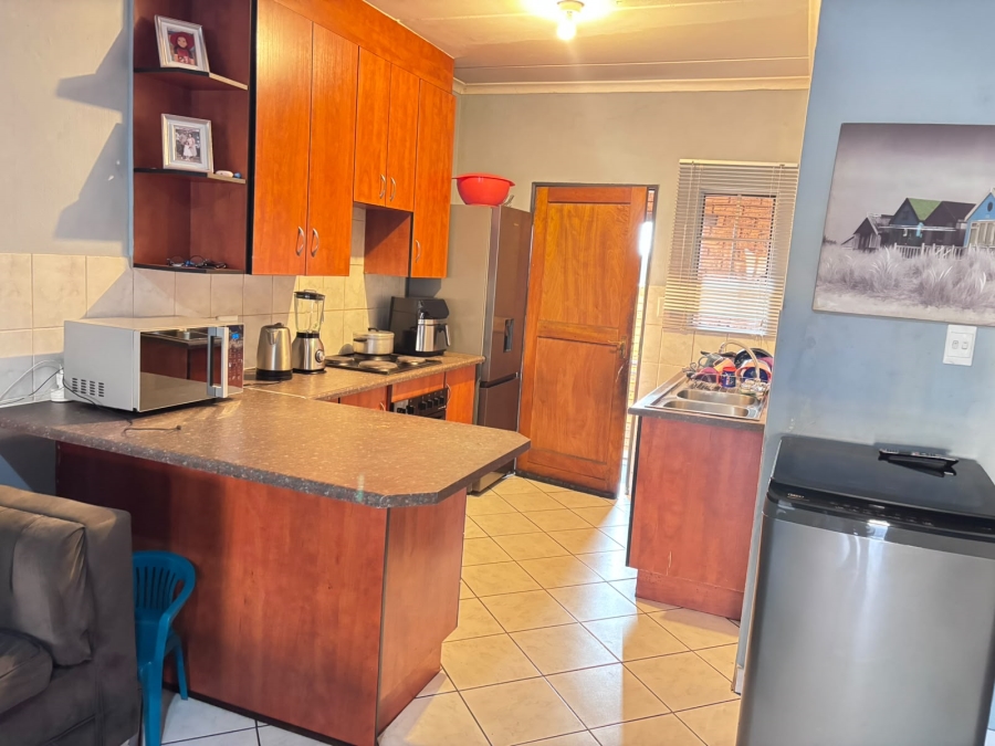 2 Bedroom Property for Sale in Elspark Gauteng