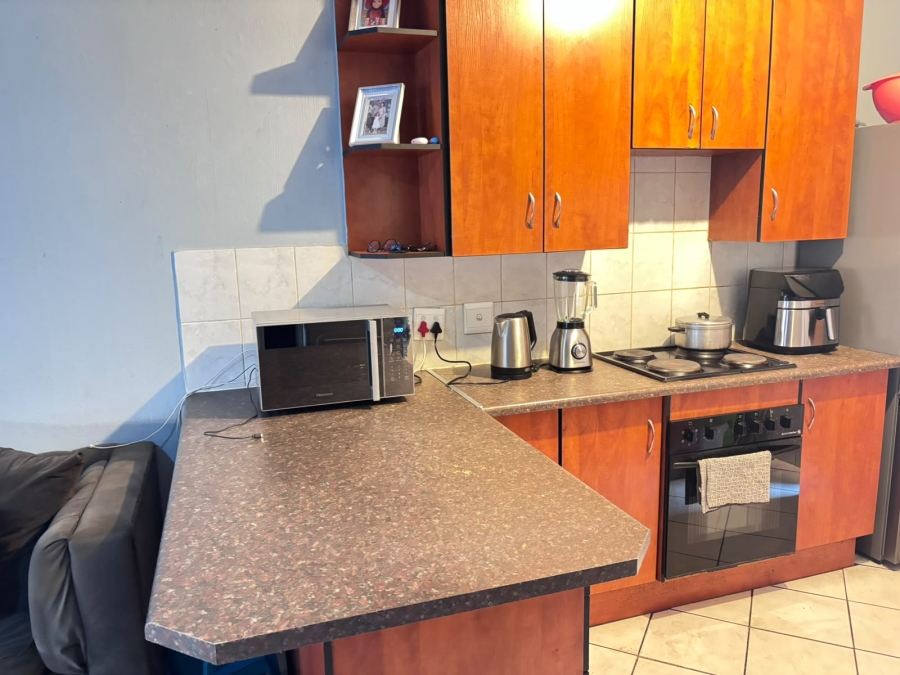 2 Bedroom Property for Sale in Elspark Gauteng