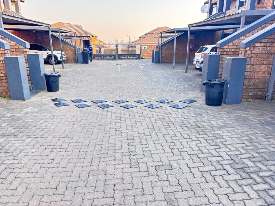 2 Bedroom Property for Sale in Elspark Gauteng