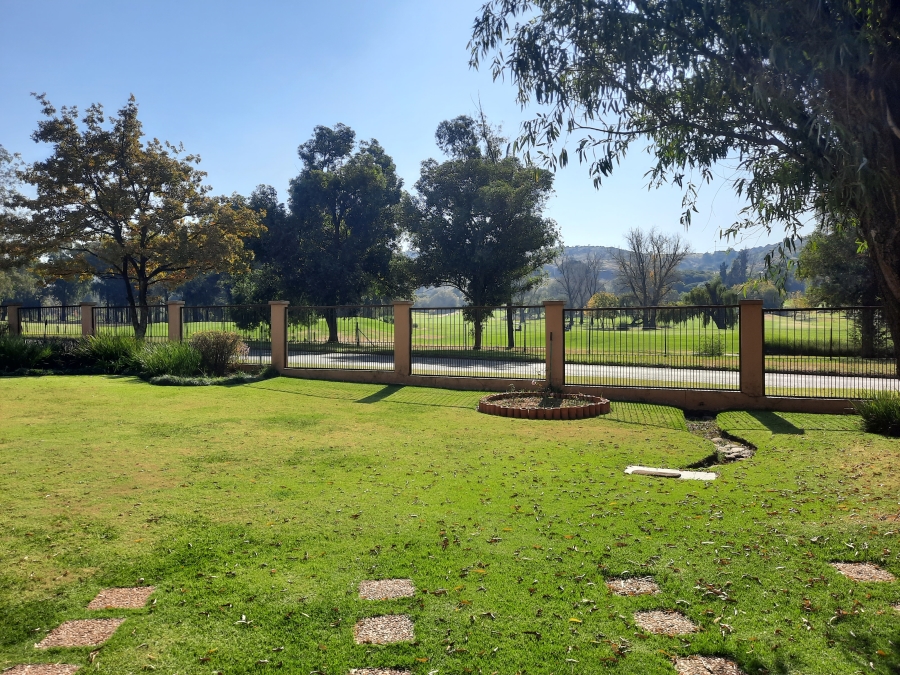 1 Bedroom Property for Sale in Alberante Gauteng