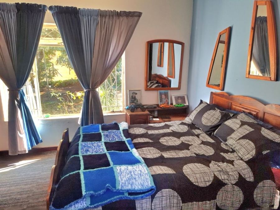 5 Bedroom Property for Sale in Hillside Gauteng