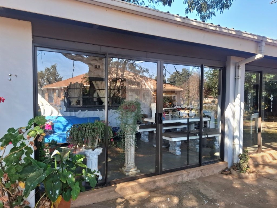5 Bedroom Property for Sale in Hillside Gauteng