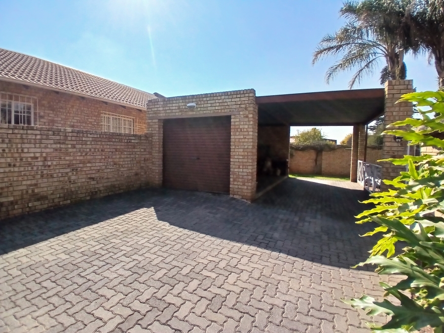 2 Bedroom Property for Sale in Union Gauteng