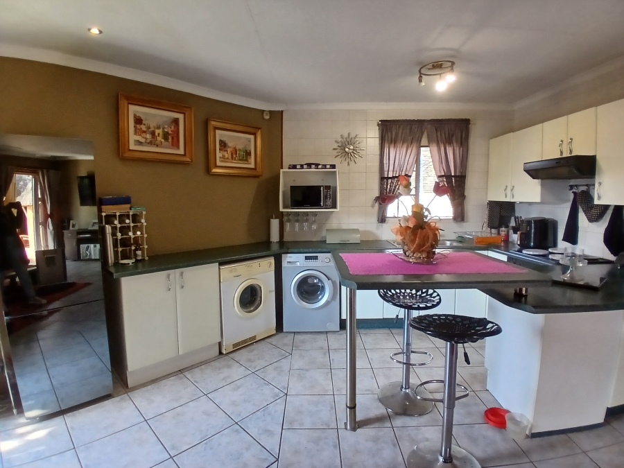 2 Bedroom Property for Sale in Union Gauteng