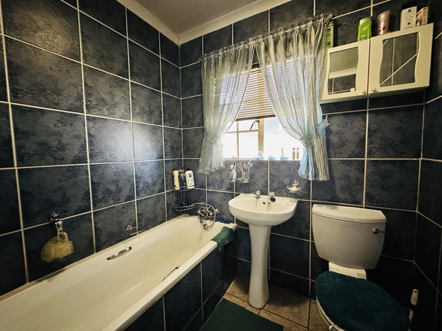 2 Bedroom Property for Sale in Union Gauteng