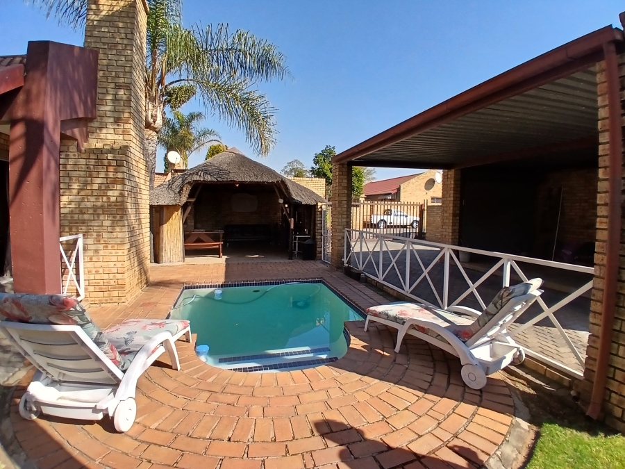 2 Bedroom Property for Sale in Union Gauteng